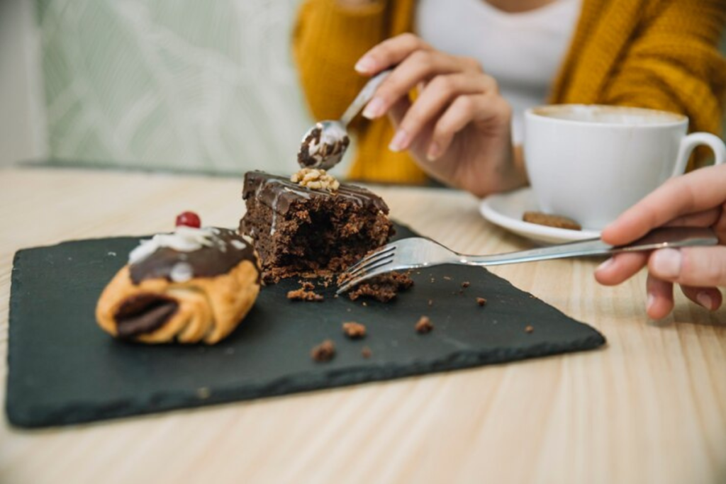 Is chocolate cake better with oil or butter?